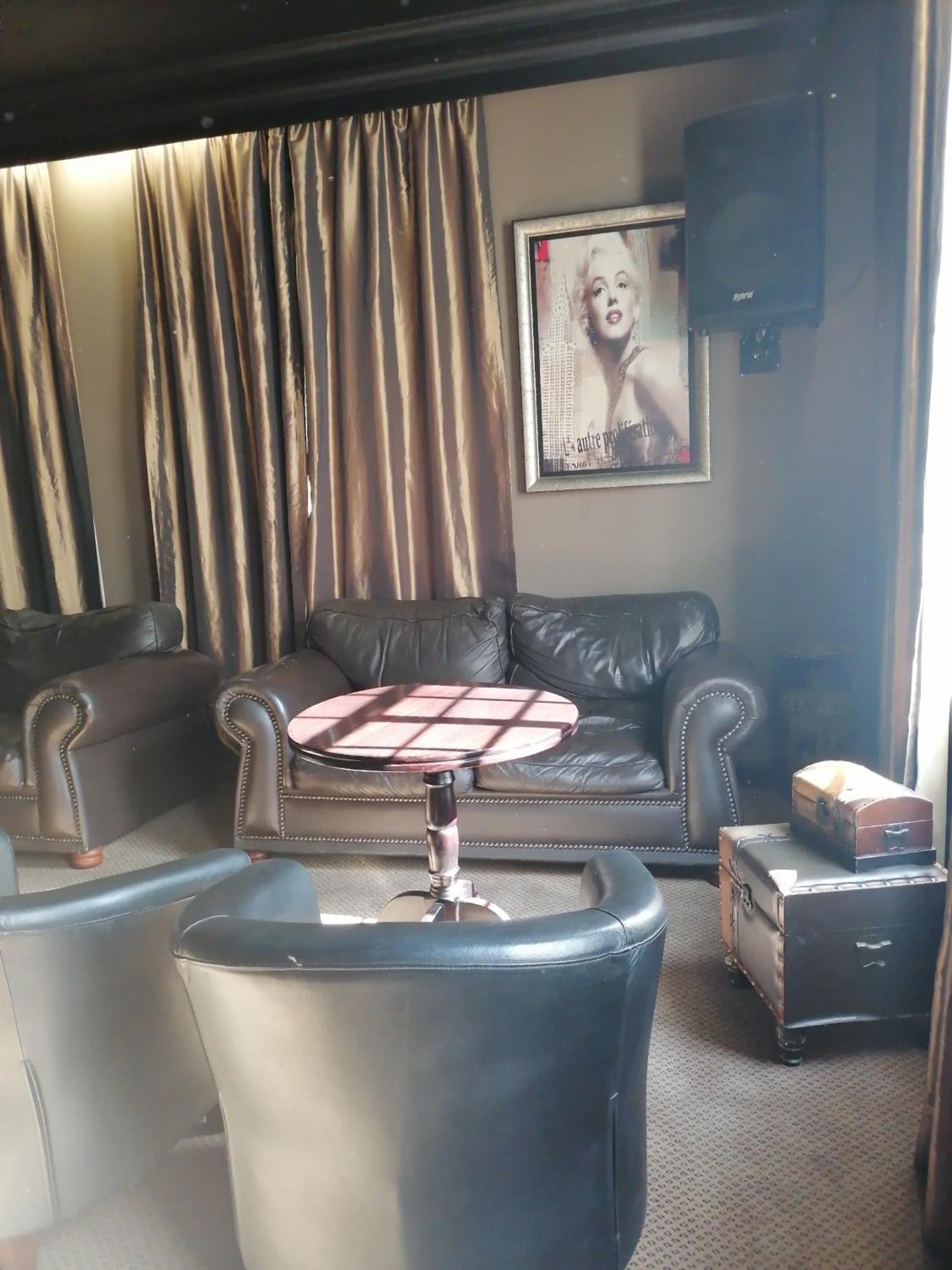 Casa Grande Guest Lodge Brits Exterior foto